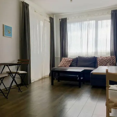 Nice And Cosy Studio In A Quiet Residential Area Apartament *